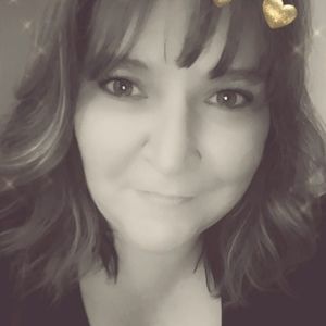 Meet your Posher, Pamela